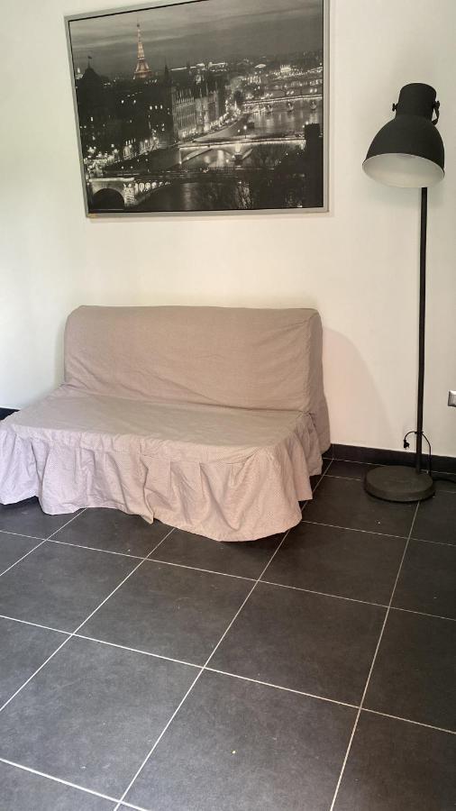 Napoli Centro Casa Con Due Camere E Cucina 외부 사진
